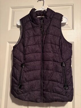 NWOT Green Tea Med Blackish / Purple Sleeveless Quilted Vest Furry Lining